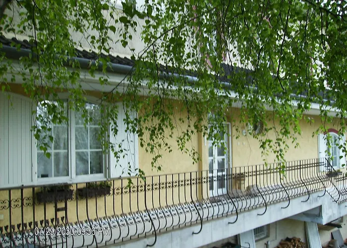 Kalman Pansio Dunabogdány